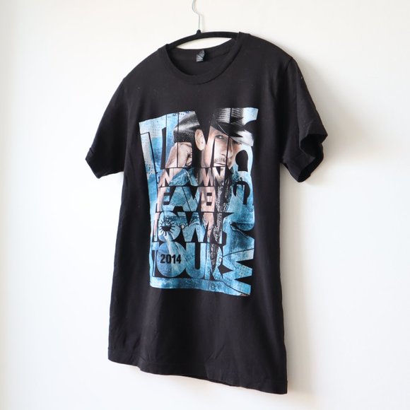 Tim McGraw Sundown Heaven Town 2014 Tour T Shirt, Size Small - Picture 2 of 8